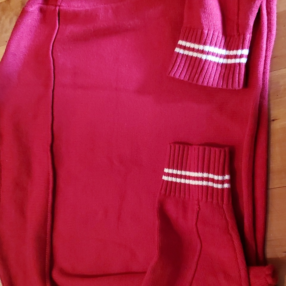 COPY - CHUNKY  OVERSIZED CROPPED SWEATER #87 RED SMALL - Picture 9 of 15